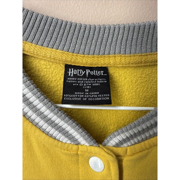 Harry Potter Varsity Jacket Women Medium Hufflepuff Snap Button Lightweight - Picture 2 of 12
